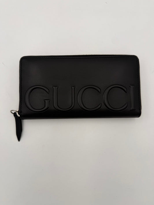 GUCCI Zip Black Front Logo Embossed Wallet