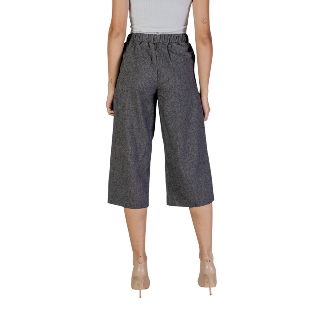 Black And White Polyester Cropped Pants
