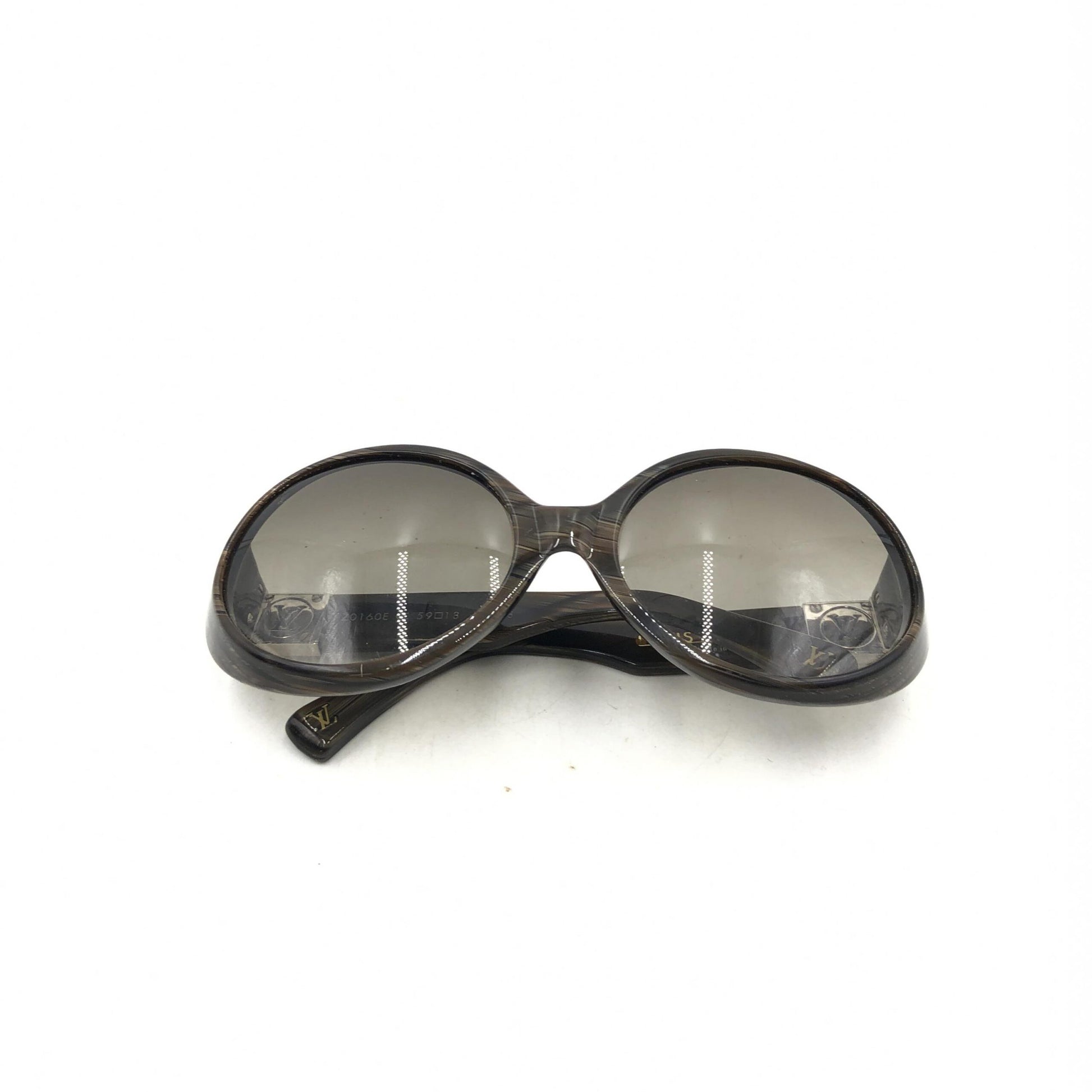 Louis Vuitton Suspense BugEye Sunglases, Polorized