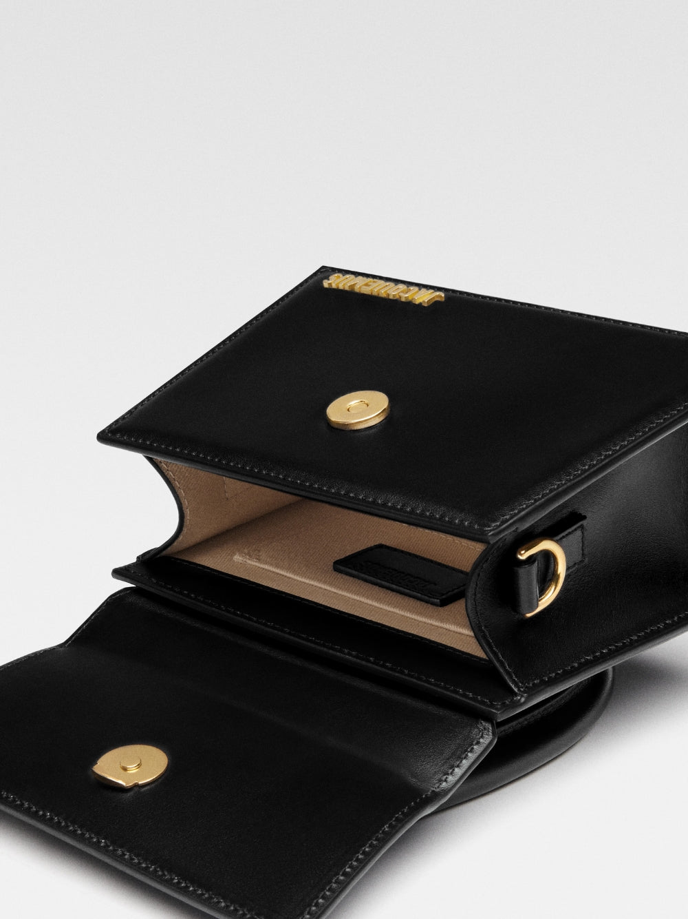 Black  leather Le Chiquito moyen bag