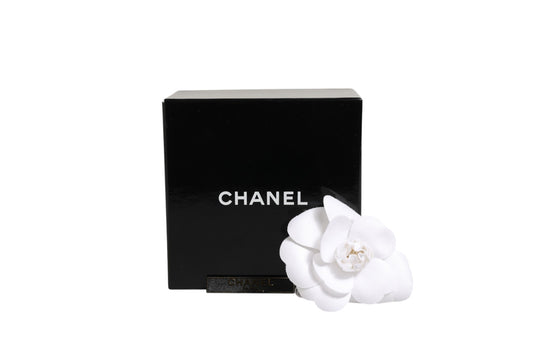 White flower Brooch
