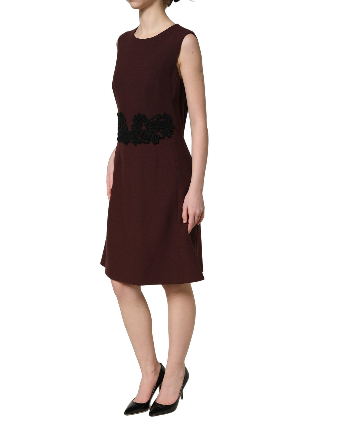 Maroon Lace Sleeveless Knee Length Dress