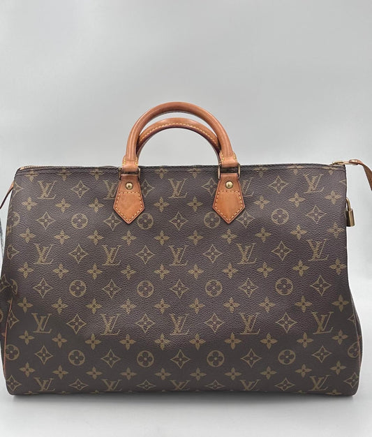 LOUIS VUITTON Speedy 40 Monogram Handbag