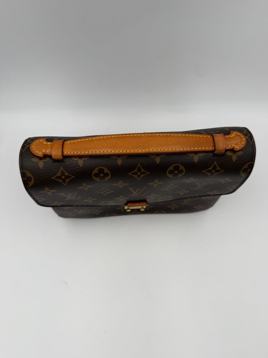 LOUIS VUITTON METIS Monogram Handbag