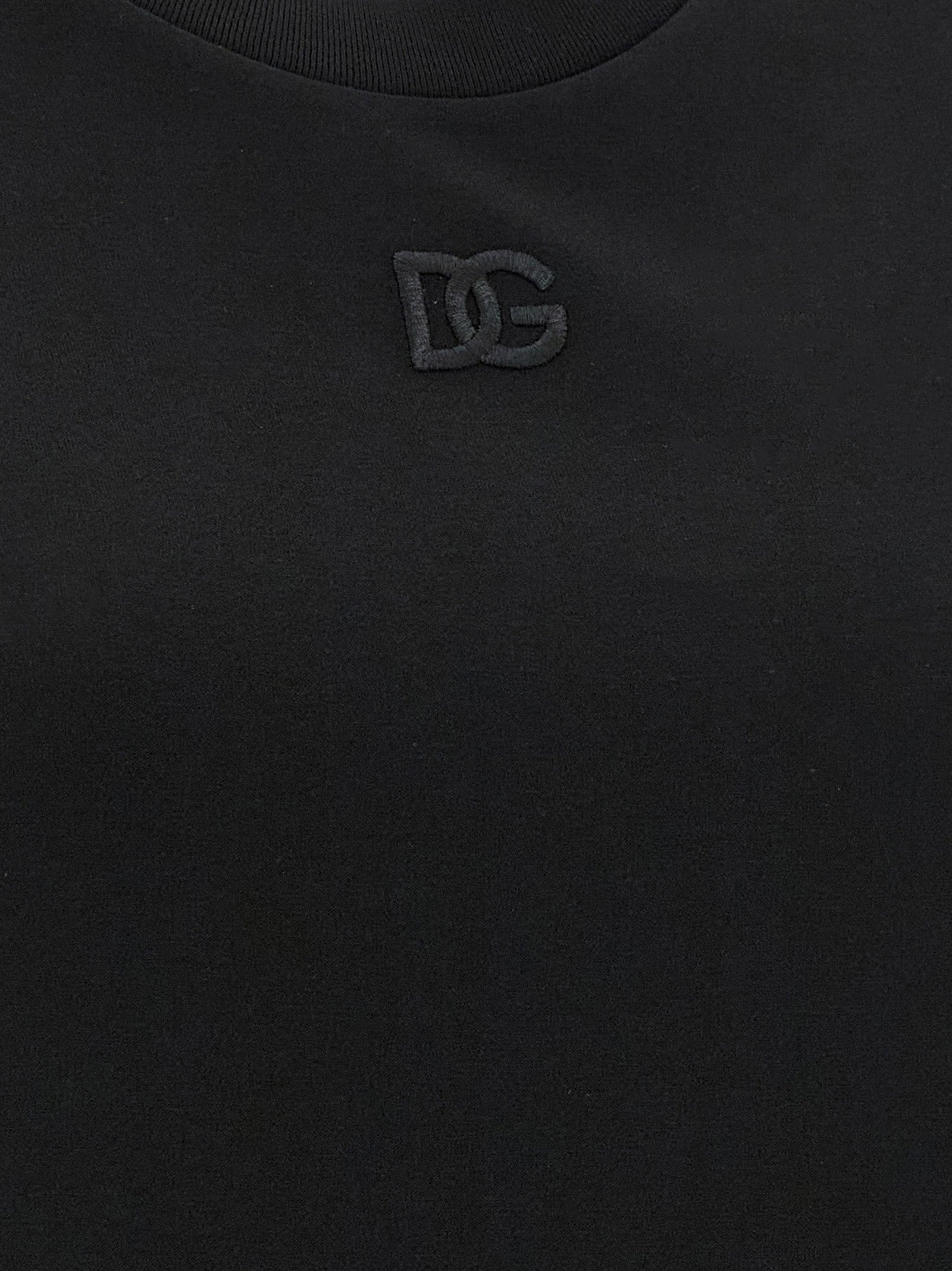 Black Cotton Sleeveles T-Shirt