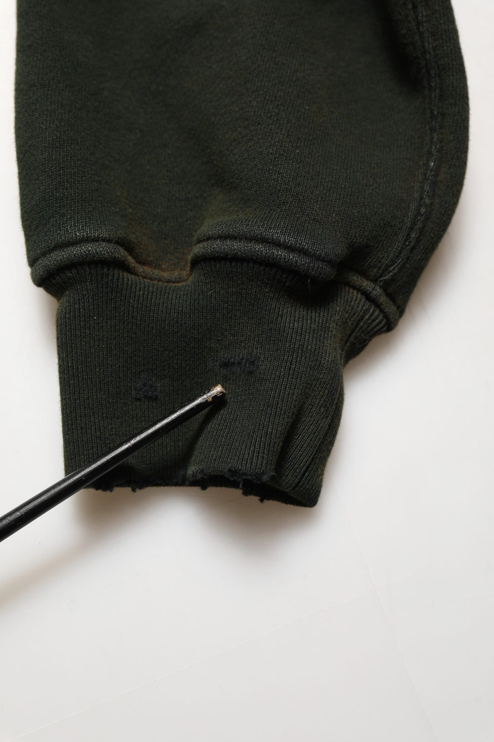Black Cotton Crew Neck Men Sweatshirt Sweater