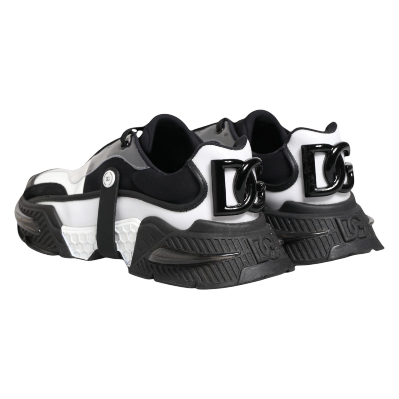White Black Logo Airmaster Sneakers Shoes