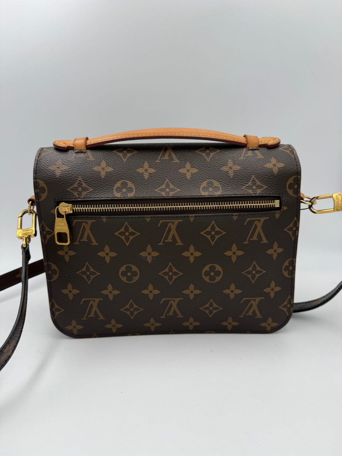 LOUIS VUITTON METIS Monogram with Shoulder Strap