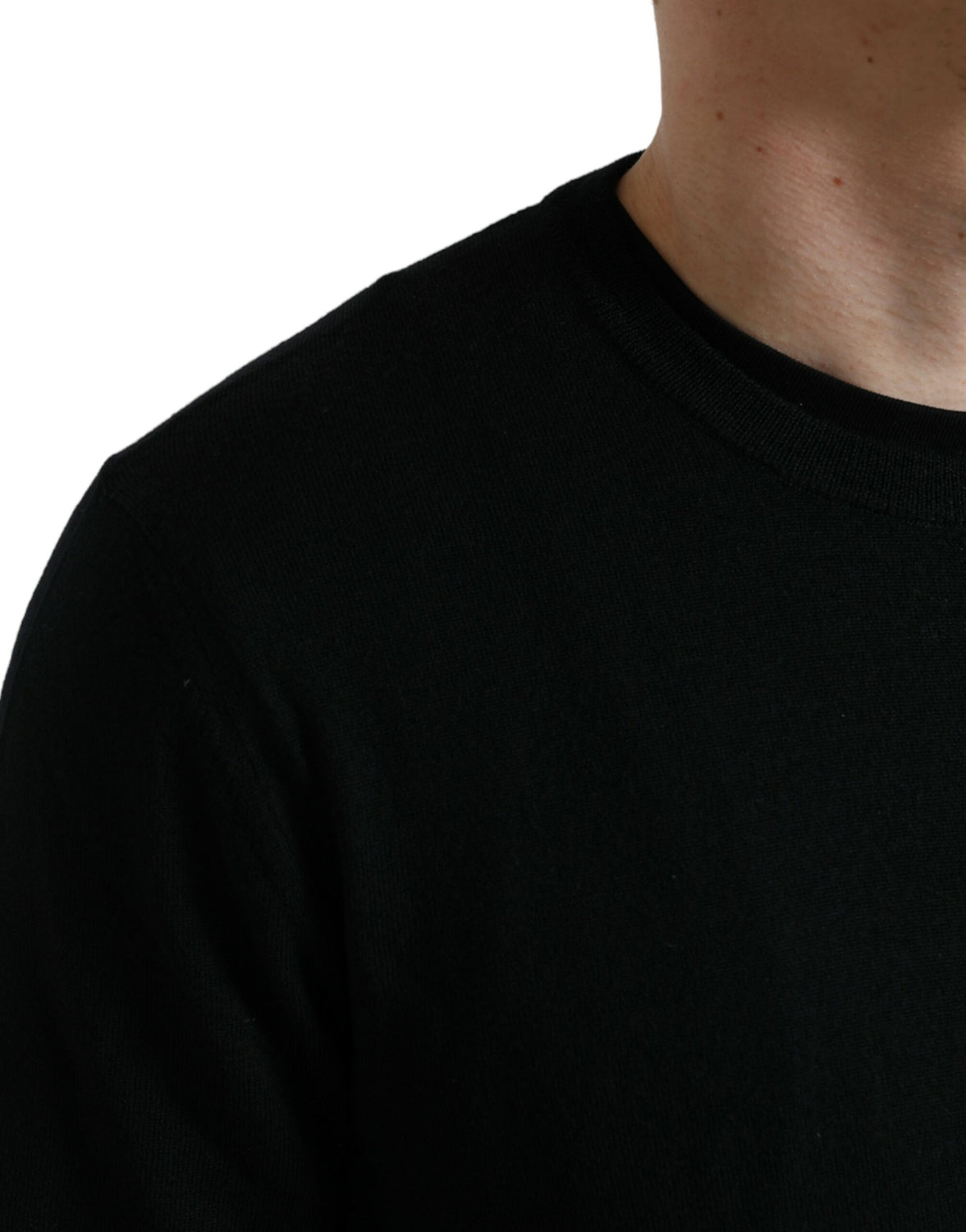 Black Wool Round Neck Pullover Sweater