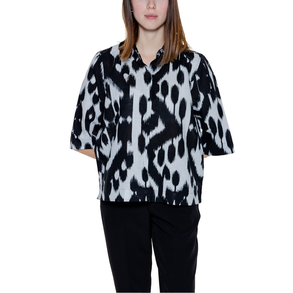 Black Linen Shortsleeve
