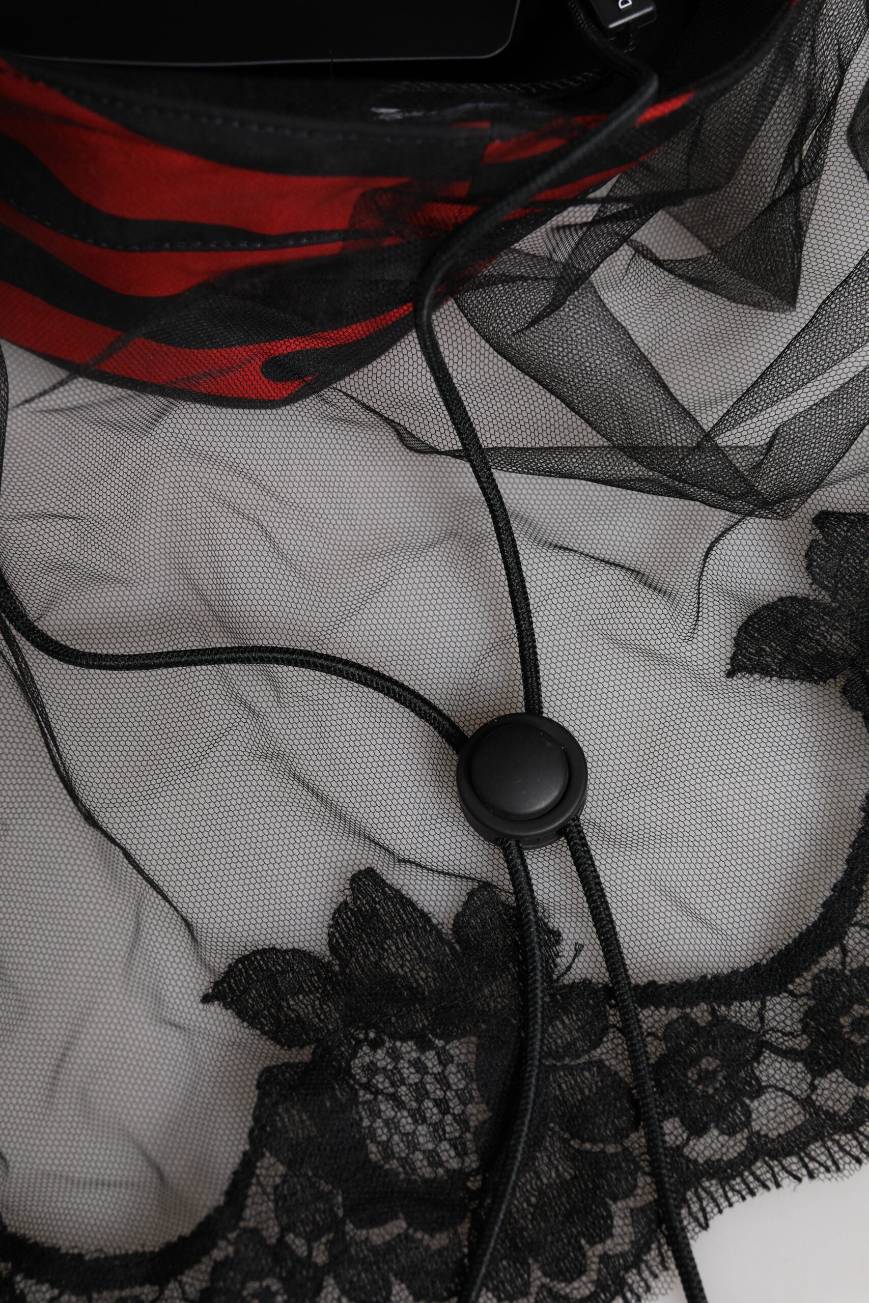 Black Red Stripes Lace Tulle Bucket Hat