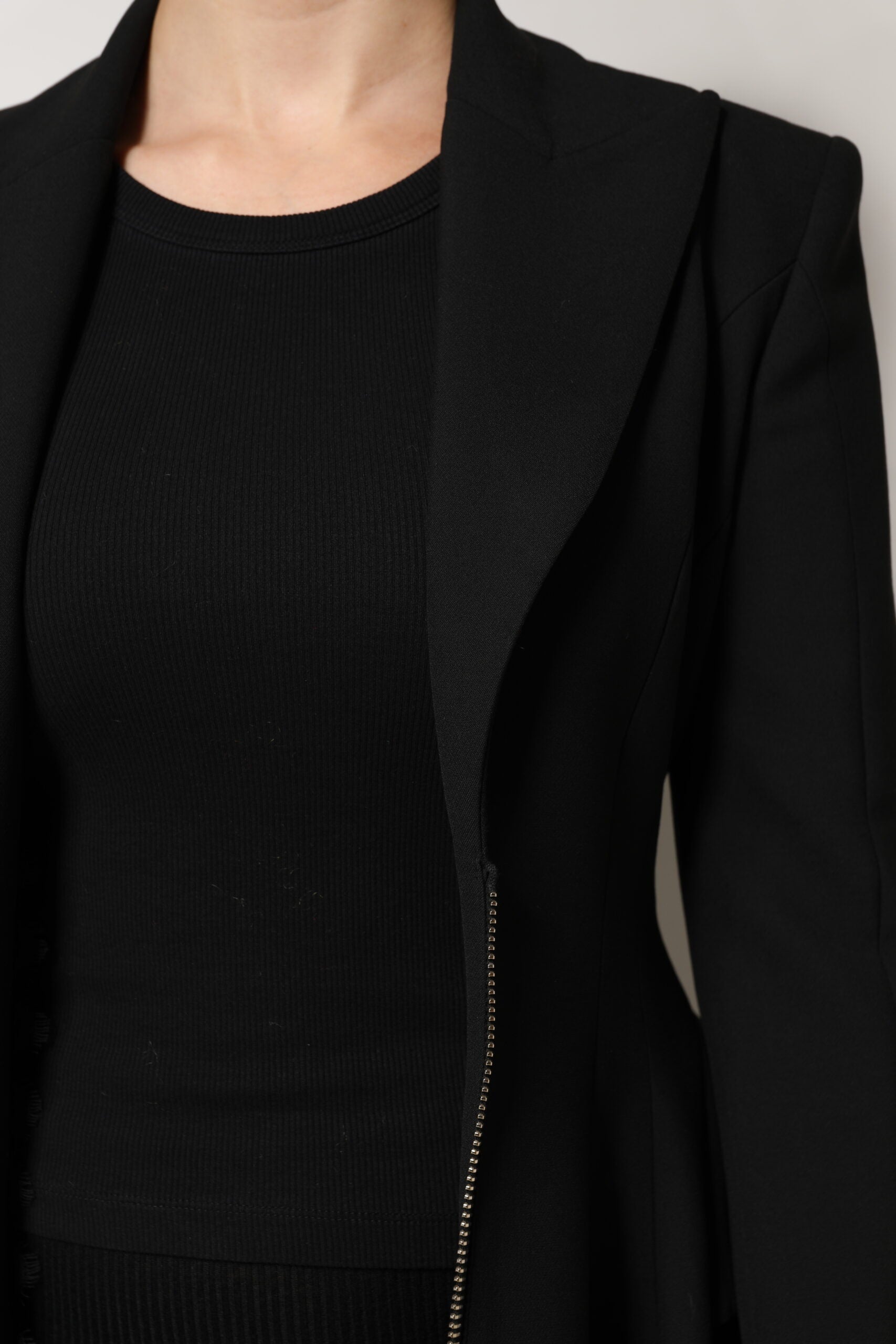 Black Polyester Single Breasted Trench Coat Jacket