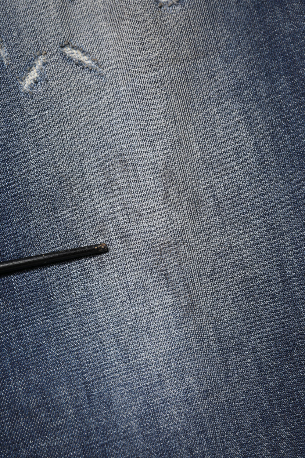 Blue Washed Tattered Cotton Men Jeans