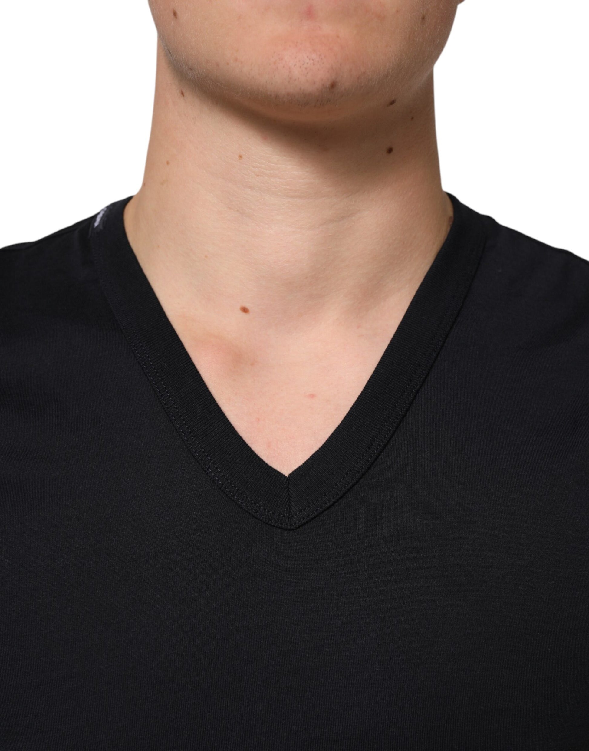 Black Cotton Plain V-Neck Men Shirt T-shirt