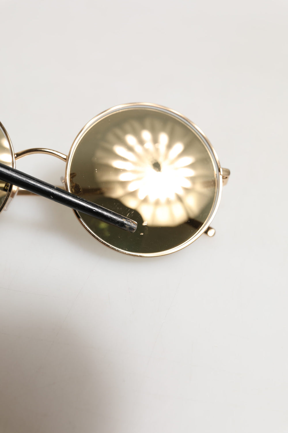 DG2215K Gold Plated Round Lenses Shade Eyewear Sunglasses