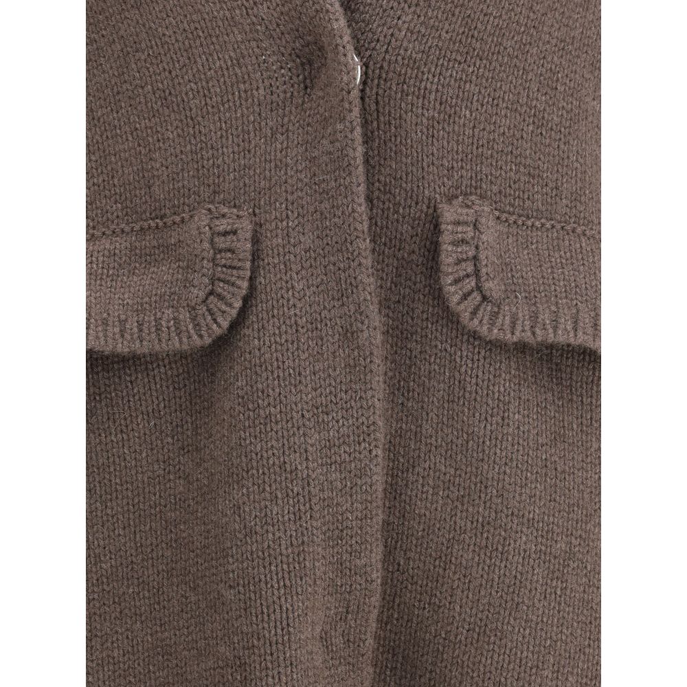 Semi-long Sweater with a front hook-and-eye closure