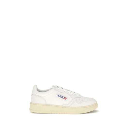 Low 01 Sneakers