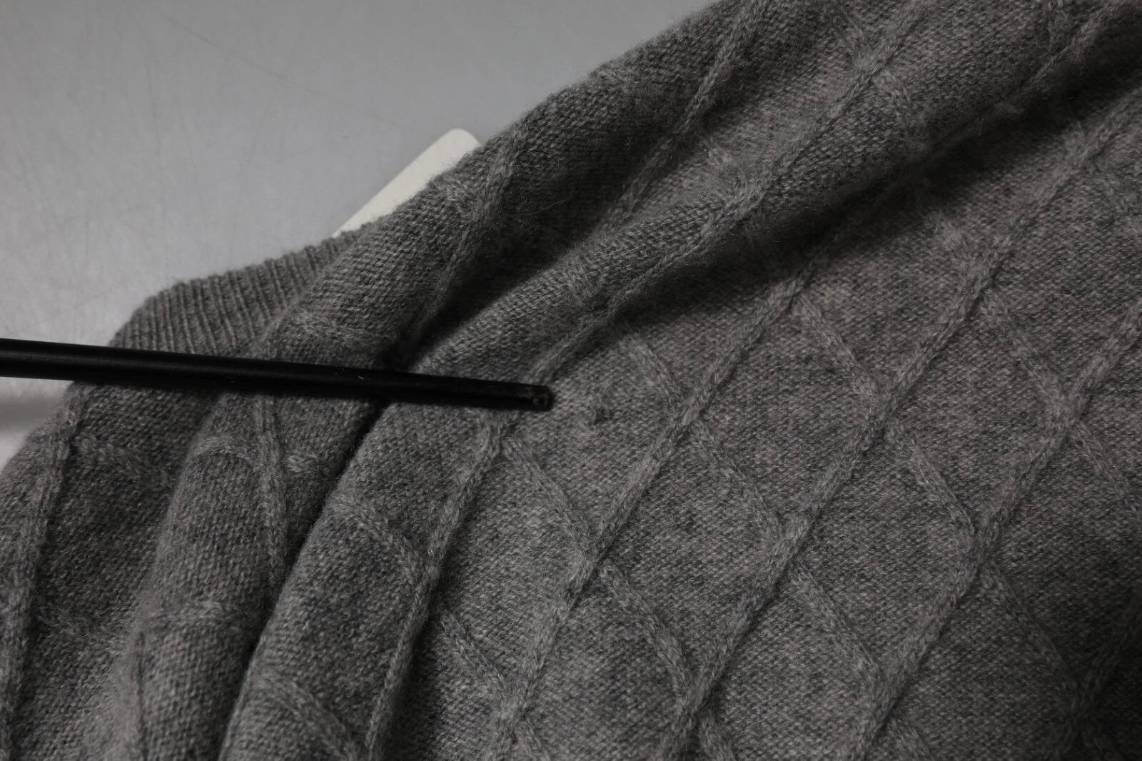 Gray Cashmere Argyle Intarsia Knit Crew Neck Men Sweater